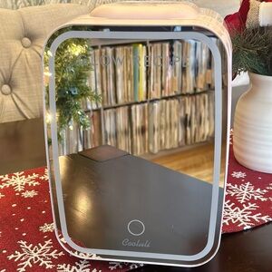 Glow Recipe Limited-edition Cooluli Glow LED Mirror Mini Fridge 4L